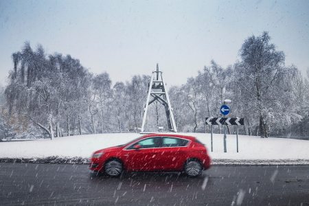 ice roads car roundabout